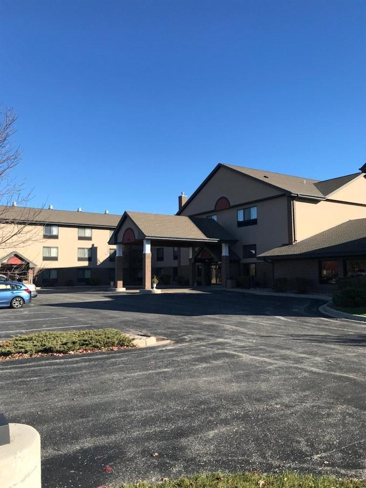Americinn Lodge & Suites Of Appleton Exterior photo